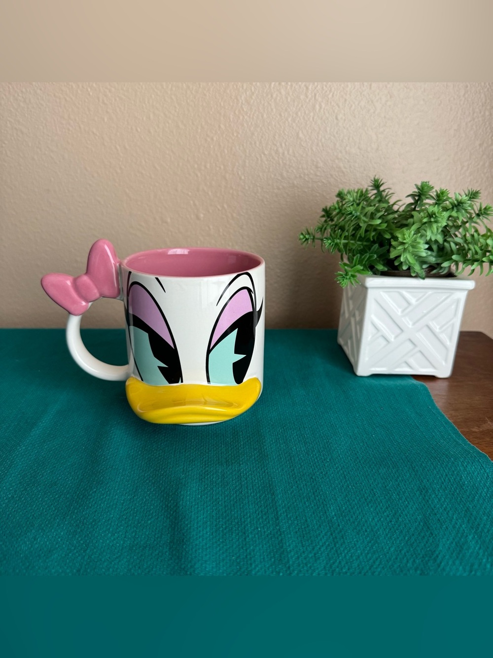 Disney Store 3D Daisy Duck mug